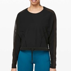 Lululemon Reach for the Run Long Sleeve in Black, size 4